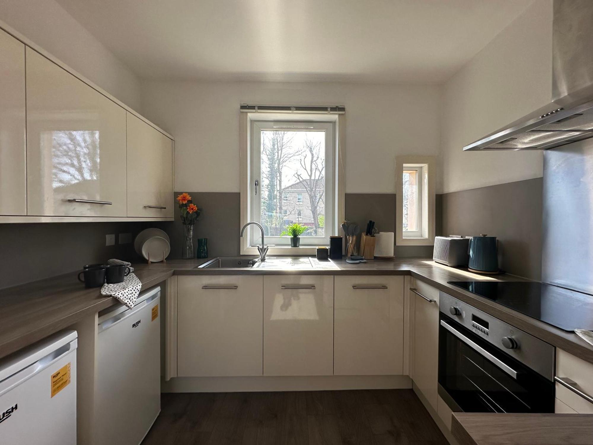 Glasgow Modern Style Home , Separate Entrance Luaran gambar