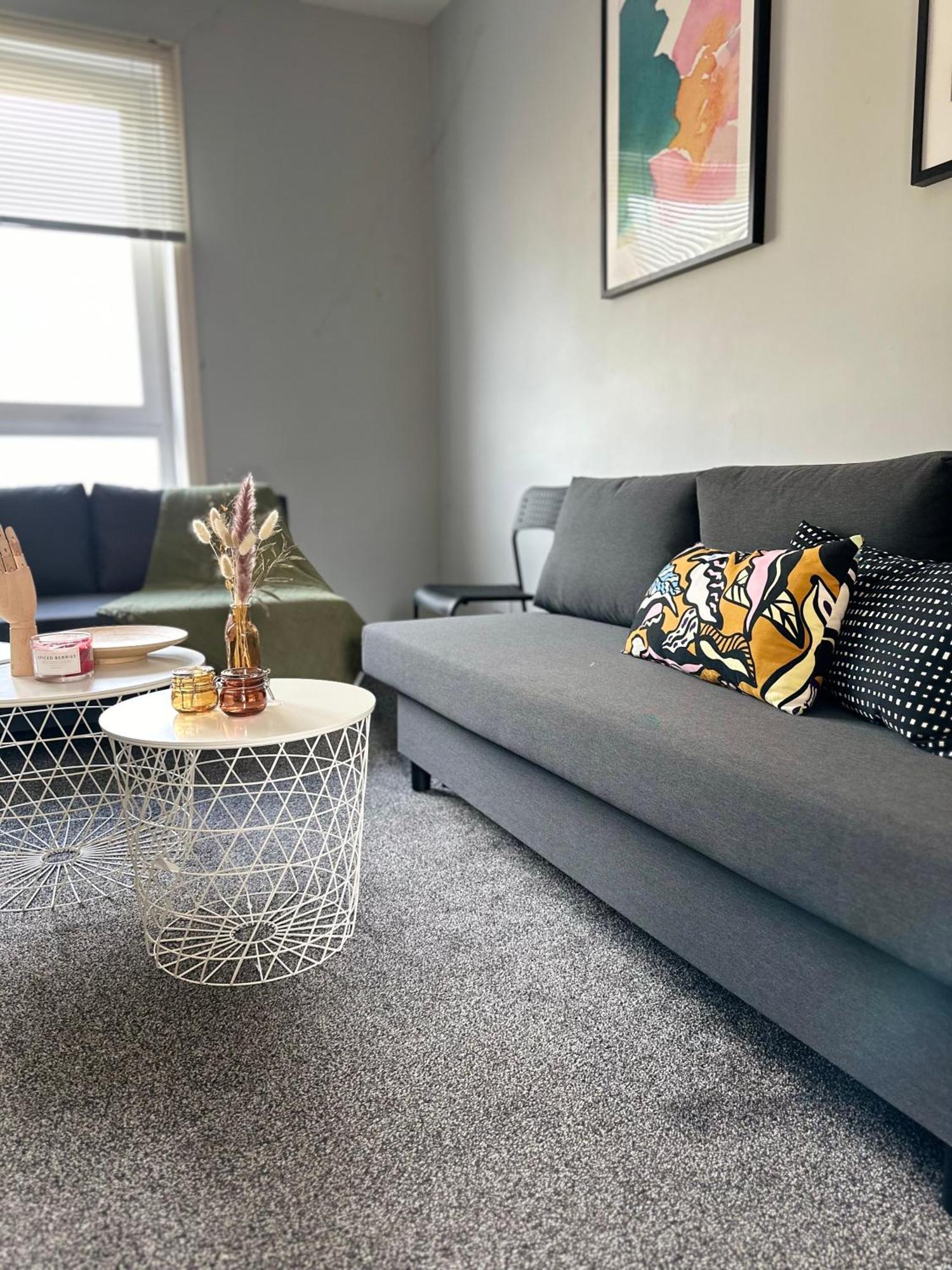 Glasgow Modern Style Home , Separate Entrance Luaran gambar