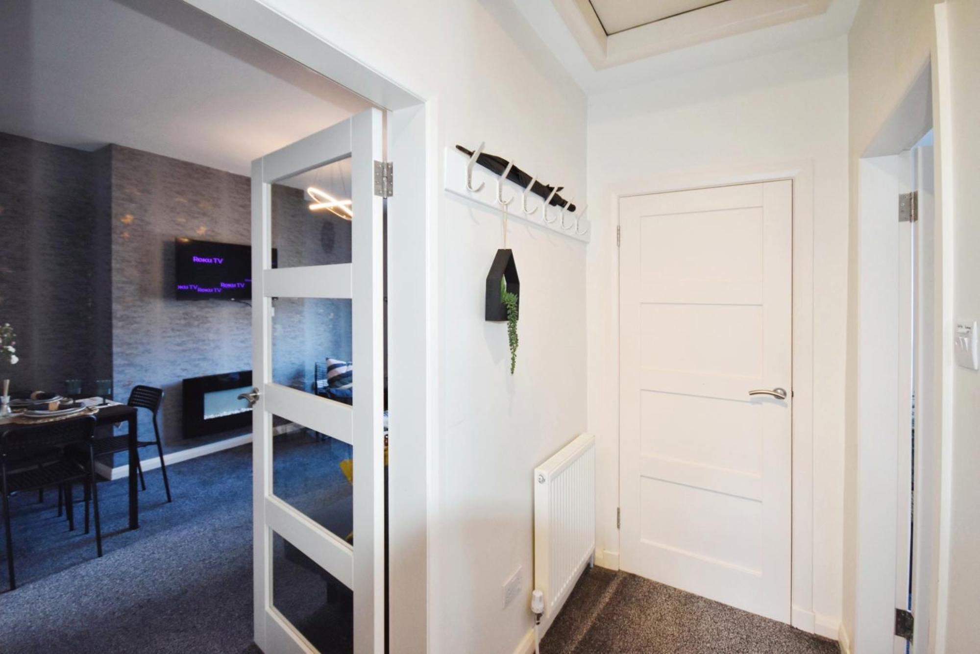 Glasgow Modern Style Home , Separate Entrance Luaran gambar