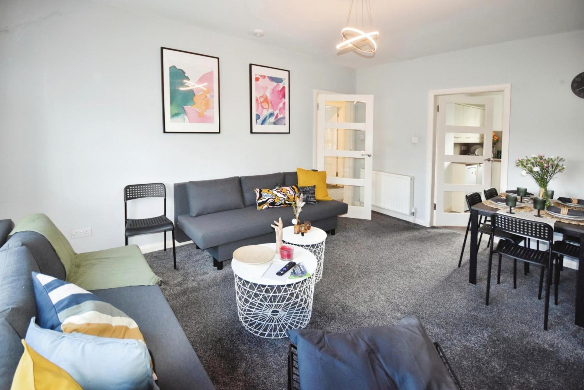 Glasgow Modern Style Home , Separate Entrance Luaran gambar