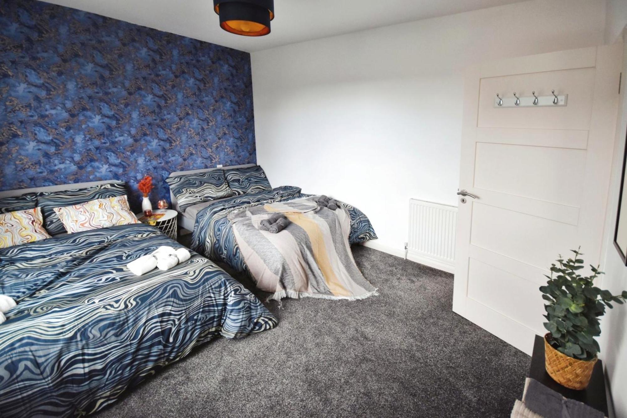 Glasgow Modern Style Home , Separate Entrance Luaran gambar